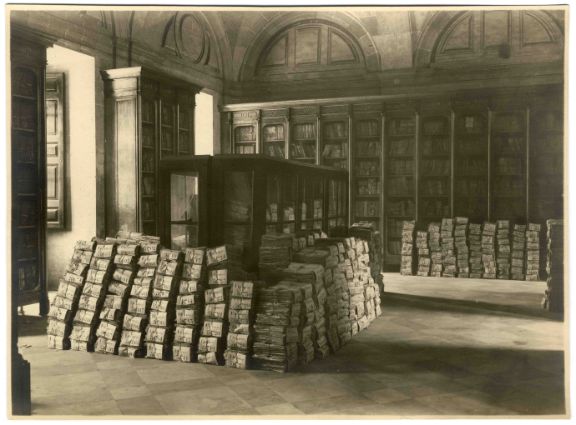 Archivo de Indias en su origen - ViajandoPorSevilla.com