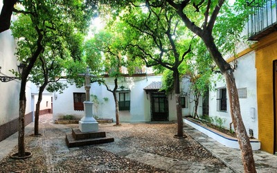 Hogar de San Marco en el Barrio de Santa Cruz de Sevilla - ViajandoPorSevilla.com